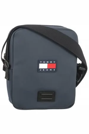 Tommy Hilfiger Saszetka Listonoszka Tjm To Go Reporter AM0AM11634 C87 (TH918-b)