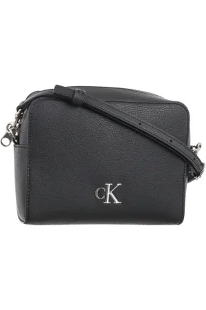 Calvin Klein Torebka Listonoszka Minimal Monogram Camera Bag Black K60K612719 BEH (CK565-a)