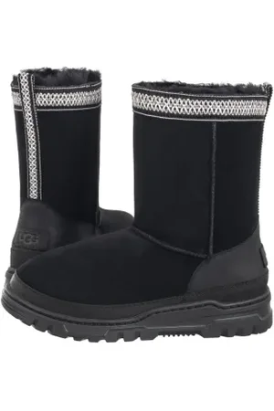 UGG Śniegowce Kids Classic Short Trailgazer 1157694K BLK (UA121-a)