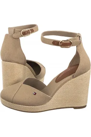 Tommy Hilfiger Sandały Flag High Wedge Espad Closed Toe Horeradish FW0FW08494 ACC (TH1261-a)