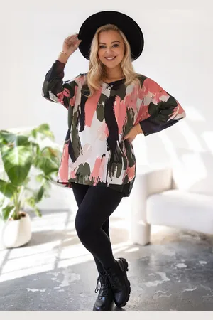 producent zagraniczny Tunika plus size damska digital viskoza ( r. 48-56)