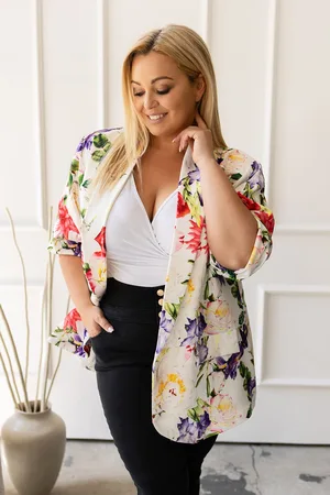 producent zagraniczny Marynarka plus size w kwiaty ( r. 50-54)