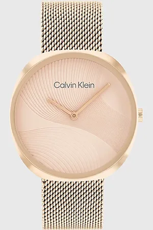Calvin Klein Zegarek z tłoczoną tarczą i bransoletą z siateczki
