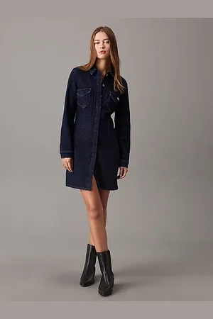 Calvin Klein Dopasowana elegancka koszula jeansowa