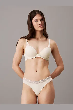 Calvin Klein Stringi - Seductive Comfort