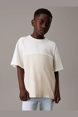 Calvin Klein T-shirt oversize w kontrastowych kolorach