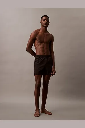Calvin Klein Szorty kąpielowe o średniej długości ściągane sznureczkiem - CK Tech