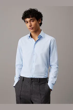 Calvin Klein Dopasowana koszula z popeliy ze stretchem