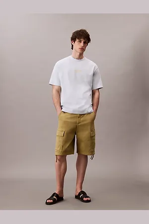 Calvin Klein Swobodny T-shirt z grafiką z logo