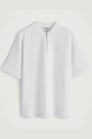 COS T-Shirt Z Krótkim Suwakiem in