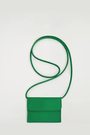 COS Skórzane Etui Na Karty Typu Crossbody