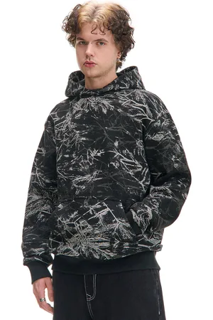 Cropp Czarna bluza hoodie z kontrastowym nadrukiem