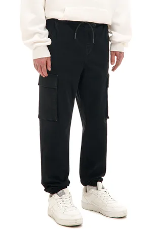 Cropp Czarne jeansowe joggery z kieszeniami cargo