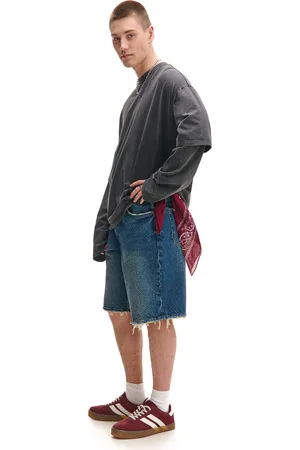 Cropp Jeansowe szorty z postrzępionymi nogawkami