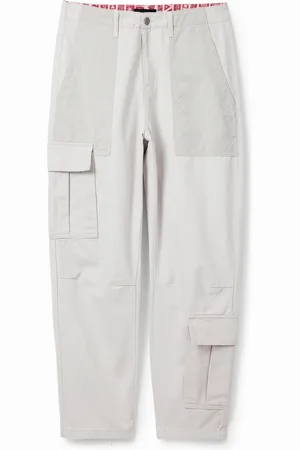 Desigual Spodnie typu cargo w patchworkowy deseń