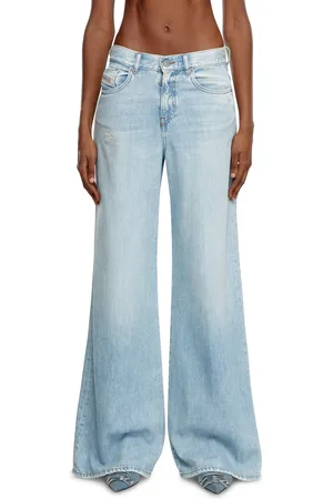 Diesel Flare Jeans 1978 D-Akemi Jeans Woman