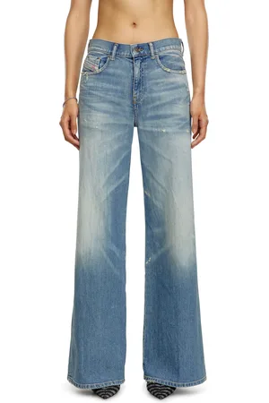 Diesel Flare Jeans 1978 D-Akemi Jeans Woman