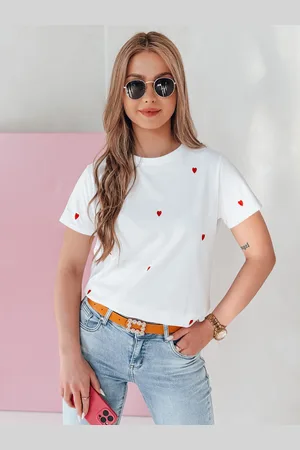 D-Street T-shirt damski oversize w serca ROMAFINA biały RY2889