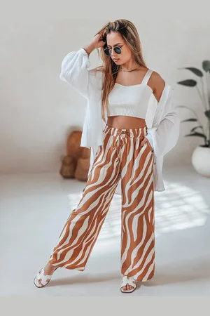 D-Street Spodnie damskie wide leg w paski ZEBRAVIBE beżowo-kamelowe UY2655