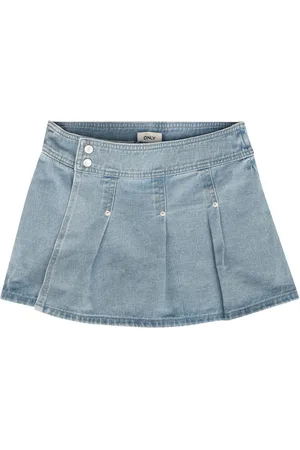 ONLY Krótkie spodenki z Kogvenice pleated DNM skort BJ