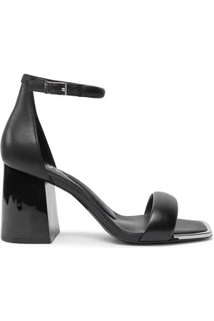 DKNY Sandały