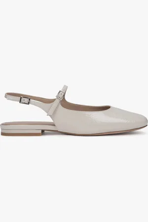 Estro Jasnobeżowe sandały damskie na płaskim obcasie typy slingback