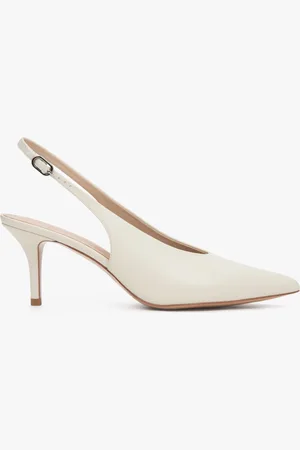 Estro Jasnobeżowe skórzane czółenka damskie typu slingback na obcasie