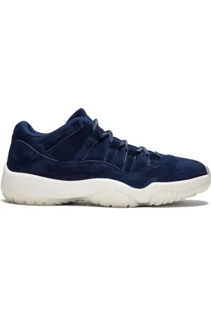 Jordan Air 11 Retro Low "RE2PECT" sneakers