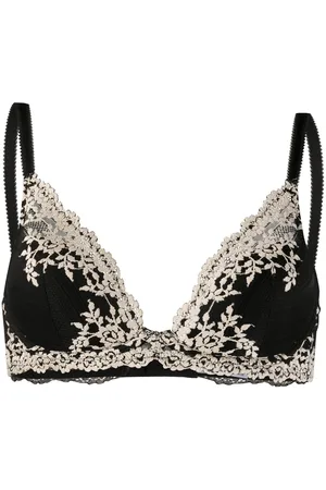 Wacoal Embrace Lace plunge underwire bra
