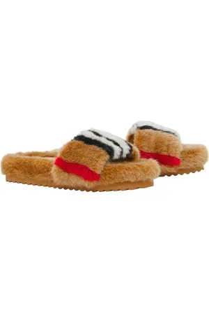 Burberry Icon Stripe motif slides