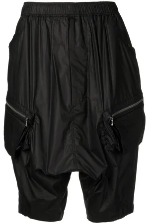 JULIUS Drop-crotch cargo shorts
