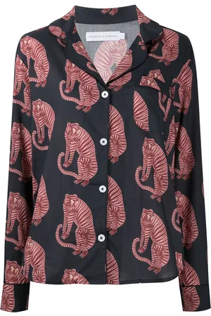 Desmond & Dempsey Tiger print pyjama set