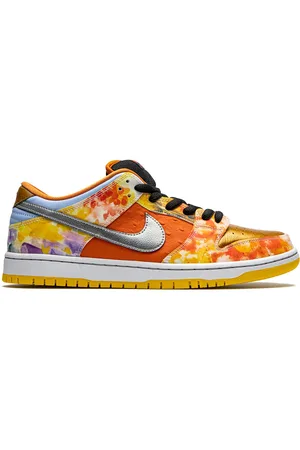 Nike SB Dunk Low "Street Hawker" sneakers