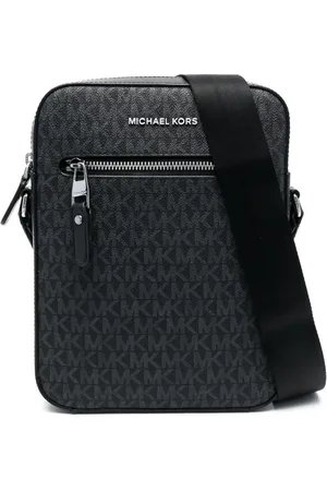 Michael Kors Flight bag