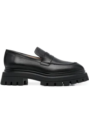 Stuart Weitzman Almond-toe leather loafers