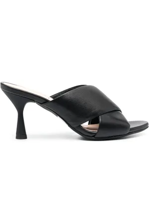 AGL ATTILIO GIUSTI LEOMBRUNI Crossover-strap leather sandals