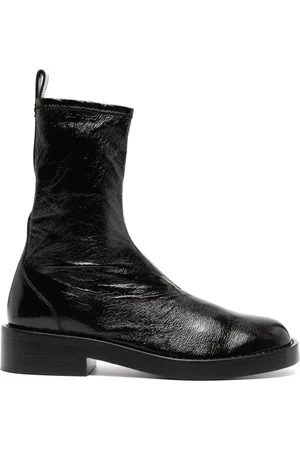 Courrèges Logo-patch cracked-effect boots