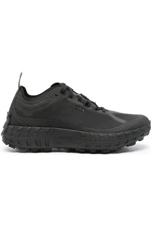 Norda 001 panelled lace-up sneakers