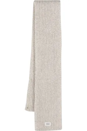 UGG Logo-patch chunky-knit scarf