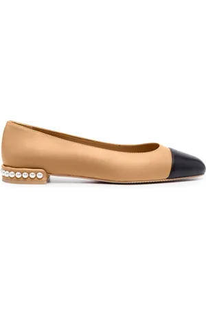 Stuart Weitzman Pearl contrasting-toecap ballerina shoes