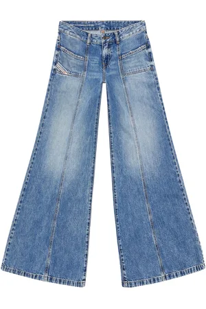 Diesel D-Akii 09H95 bootcut jeans