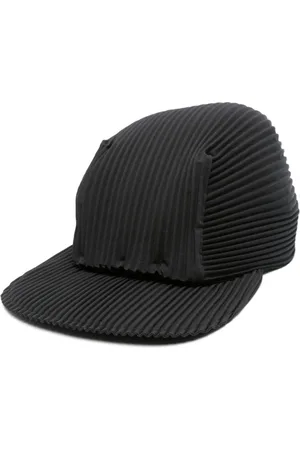 Issey Miyake Plissé-effect baseball cap