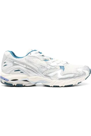Mizuno Wave Rider 10 sneakers