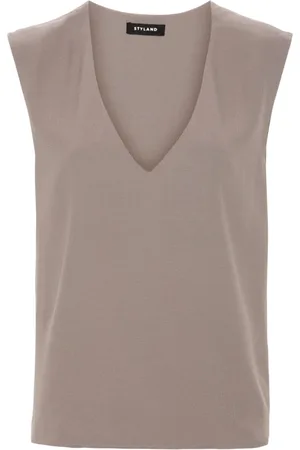 Styland Sleeveless crepe blouse