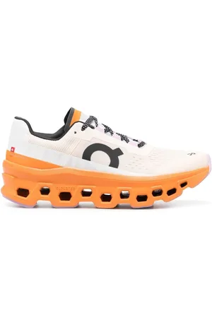 On Running Cloud X low-top sneakers