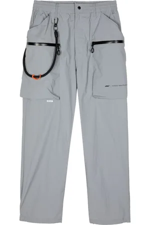 Izzue Logo-patch straight-leg trousers