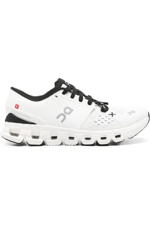 On Running Cloud X 4 sneakers