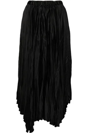 B+AB Asymmetric pleated skirt