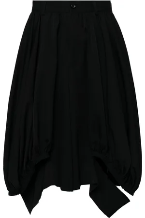 Comme des Garçons Asymmetric hem shorts