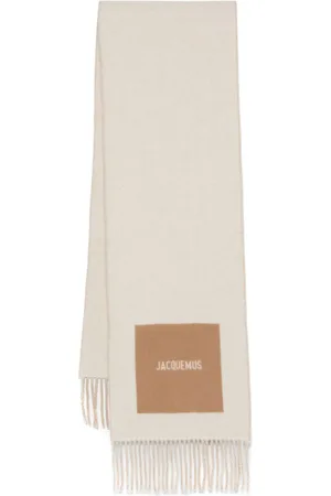 Jacquemus L